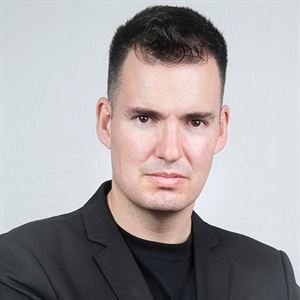Roberto Molinos Esparza